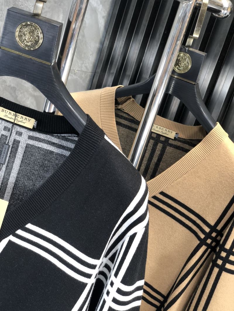 Burberry Sweaters